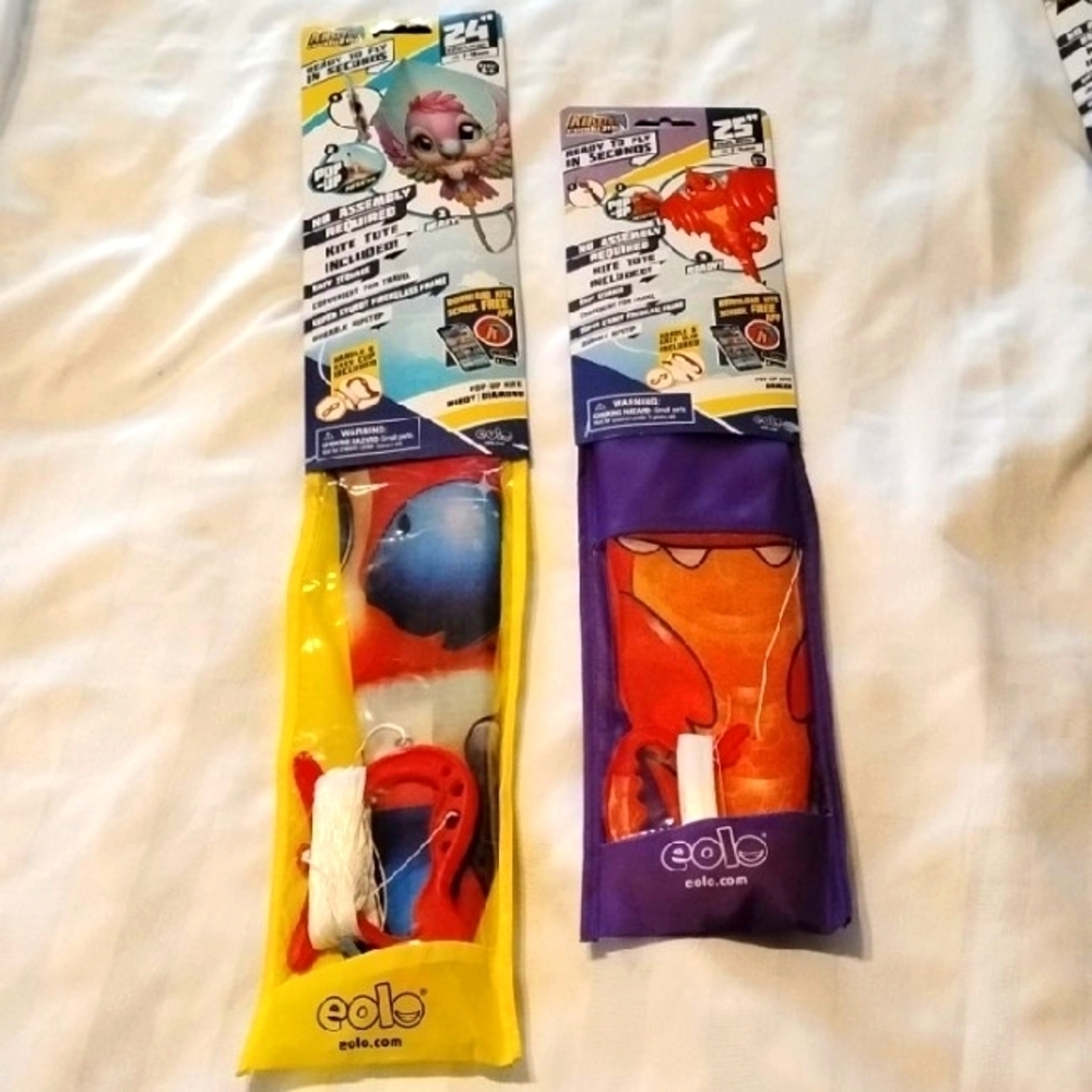 Eolo 22" Pop Up Kite Bird, 24.8" Dragon, NWT